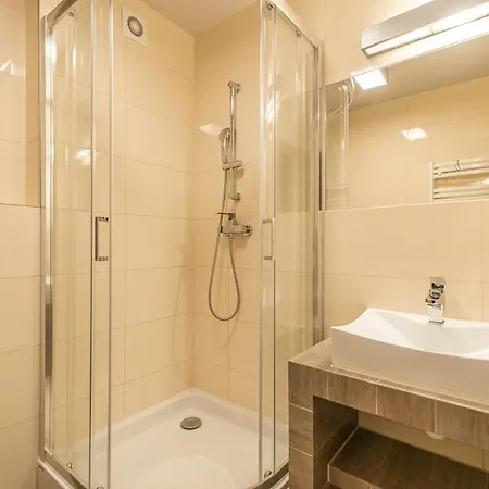 Bed & Breakfast Pastelowy 3*